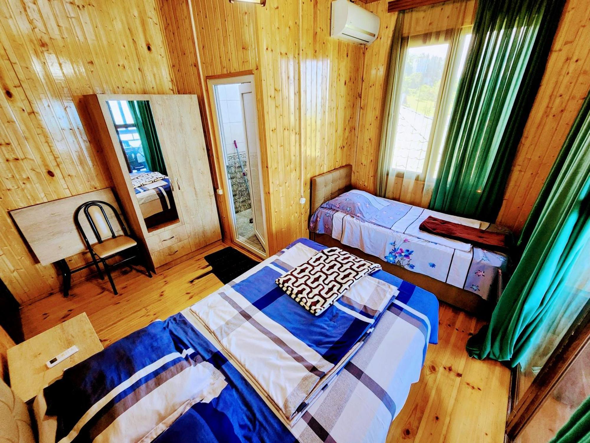 Guest House Nona Chakvi Esterno foto