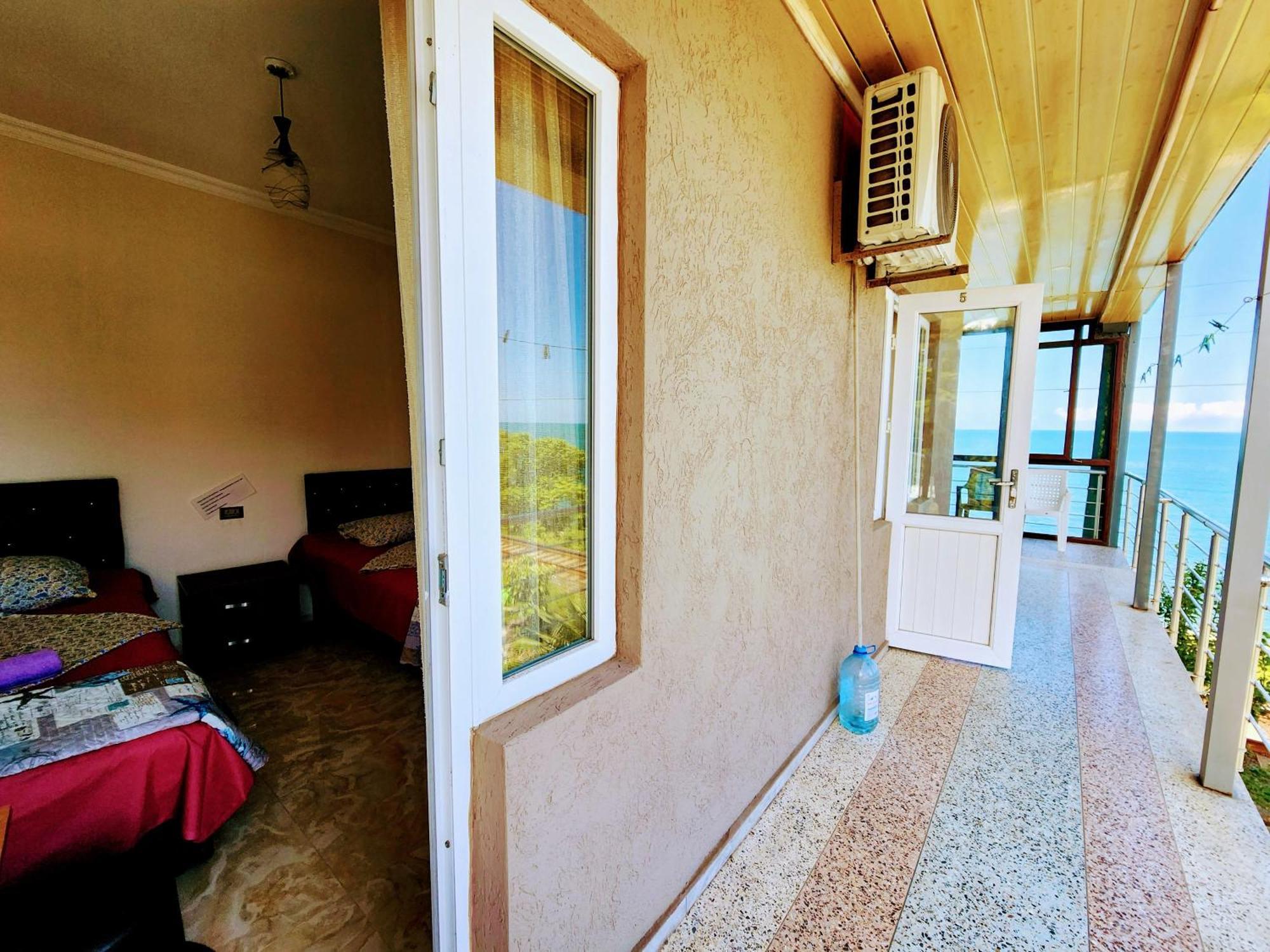Guest House Nona Chakvi Esterno foto