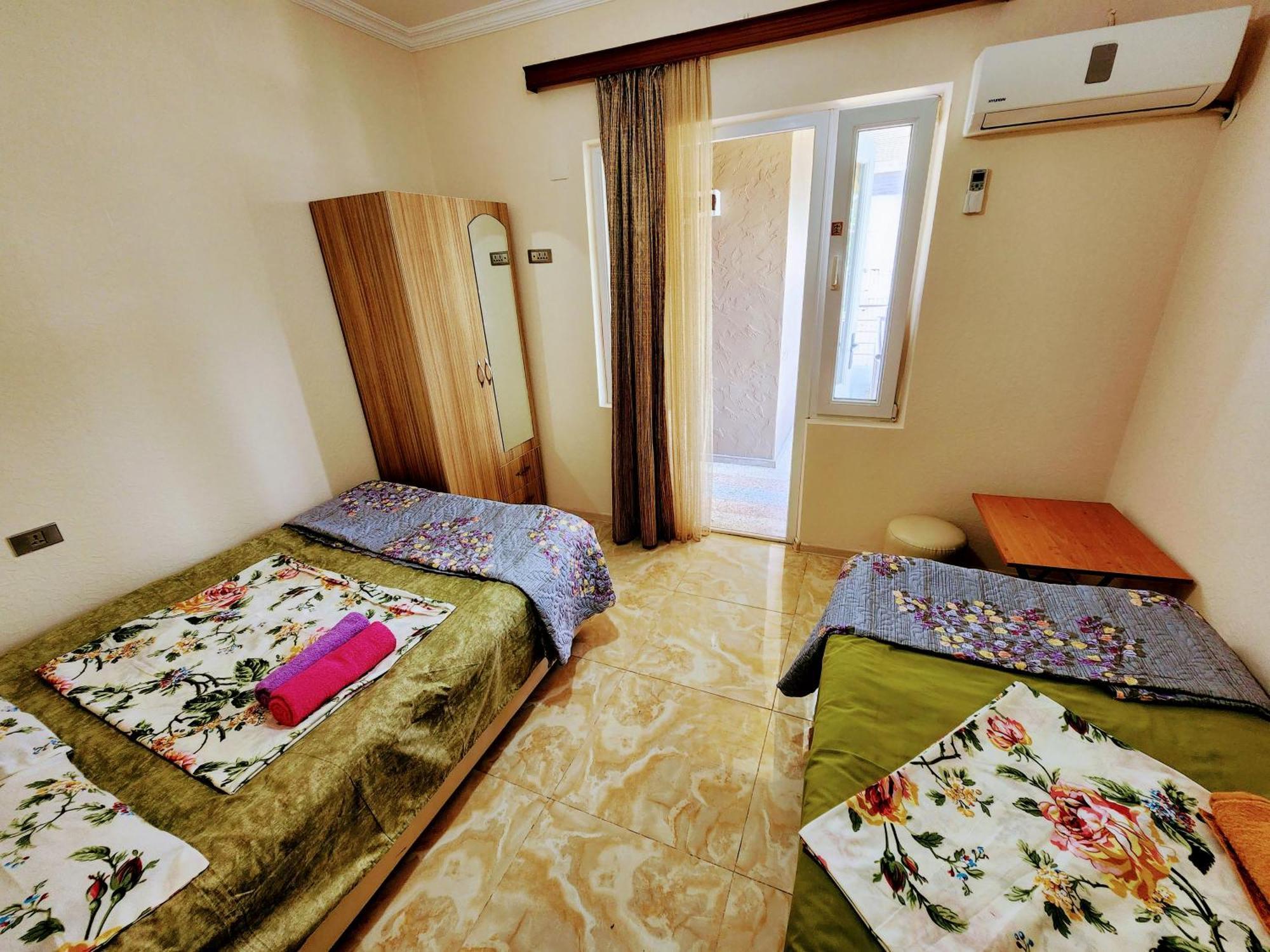 Guest House Nona Chakvi Esterno foto