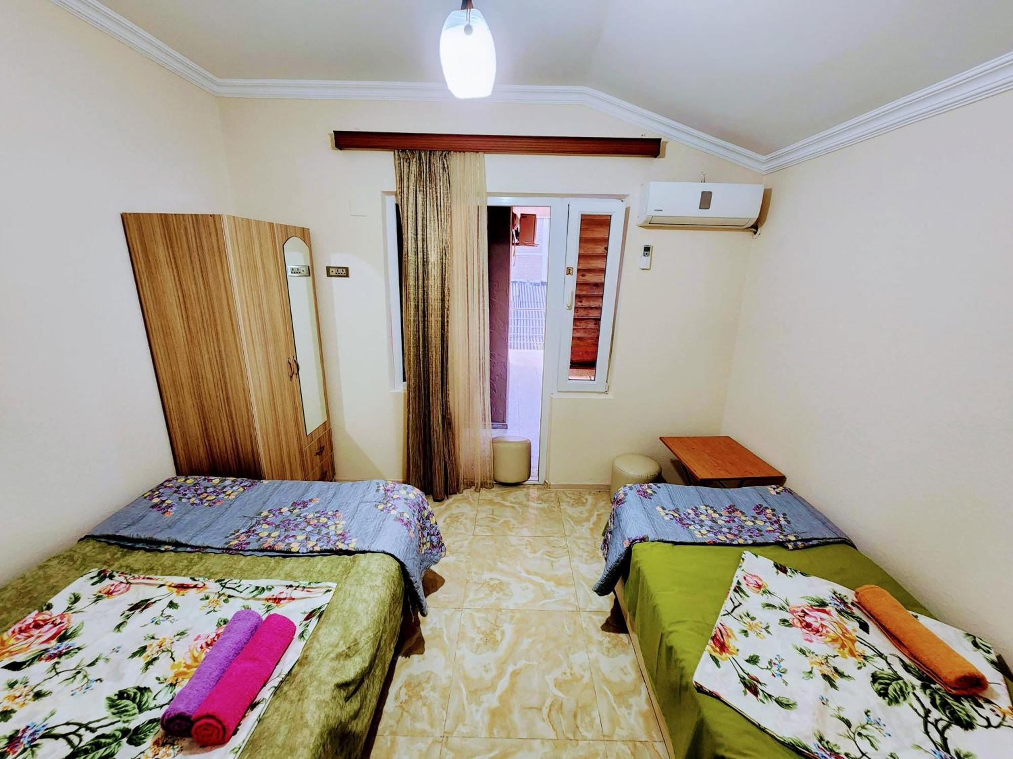 Guest House Nona Chakvi Esterno foto
